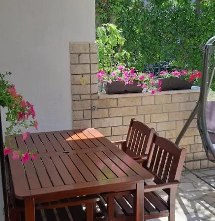 Ruzica Apartmán Pula