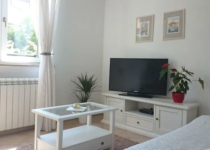 Ruzica Apartman *